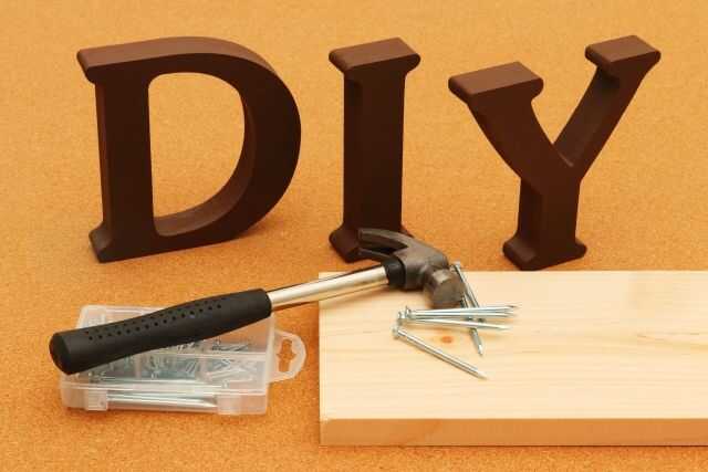 窓の防犯対策はDIYでもできる？